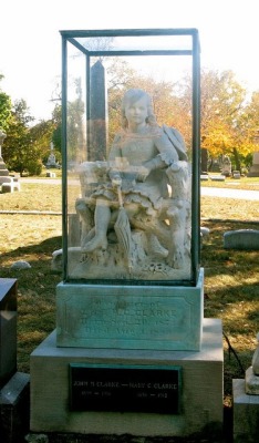 unexplained-events:  Inez Clarke – The Haunted Statue of Graceland