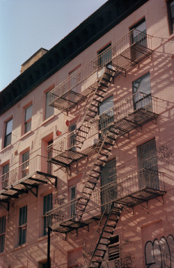 seanklingelhoefer:  Somewhere in New York, 2019.Yashica T4 Zoom