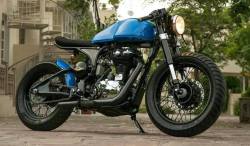 tatsandtriumphs:  cafuneus:  royal enfield- seriously kool-love