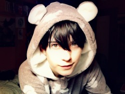 geheichous:  My mom bought me this squirrel kigurumi thing and