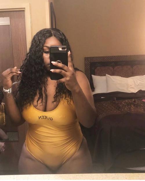 awesomeblack-girls:  Delicious black babes are desperate to meet