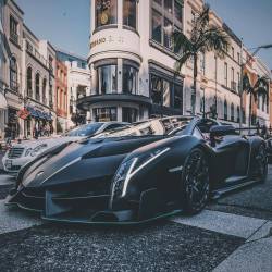 themanliness:  Matte Black Spaceship in L.A!💀 Via @carLifestyle!