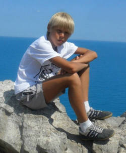 schboyshorts:  pepe-ws:  Another photo. Cute boy with white socks!
