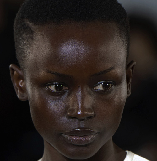 driflloon:  beauty @ maison rabih kayrouz ss20