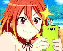 オレンジ色
