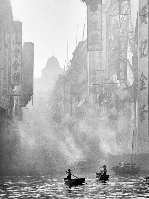 paolo-streito-1264:  Fan Ho. Dream of old Hong Kong’ Hong Kong,