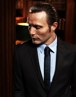 unholly-wood:  Mads Mikkelsen, Esquire 