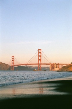 jenartographist:  | Winter 2013 | Baker Beach | Nikon N80 | Fujifilm