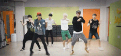 lefantasy:   Favourite dance parts in the practice room   Rock