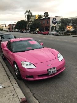 k1mkardashian:lol i walked past angelyne’s pink corvette the
