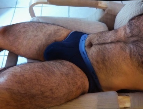 hungbob:hung_bob@hotmail.com   #bulge #bulto #bigbulge #hung