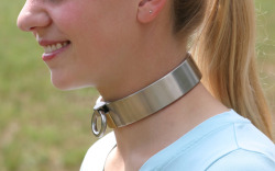 ginaboundlife:  I really need an SM-factory 40mm collar! Not