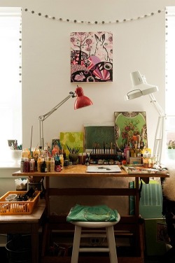 andwhatalicesaw:  a desk of my dreams 
