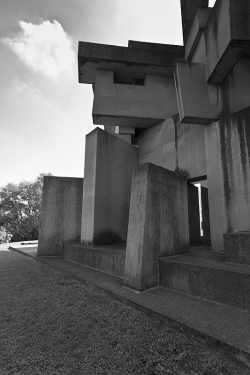 the-gasoline-station:  Beton Wien III, Vienna 2014 by Hans Otto