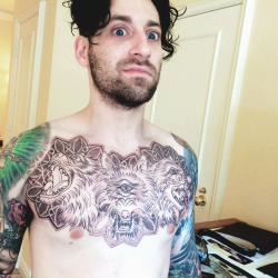 paxamgays-deactivated20161003:  @jtrohman None of this hurt at