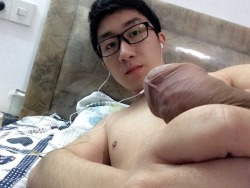 xiaohaogayphotosblog:  xiaohaogayphotosblog185 75 帥哥自拍