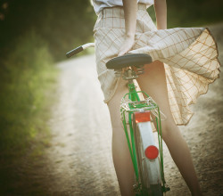 pedalfar:  500px / Out of town by Loreta Mag 