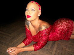 809212:  Devil in a new dress is about amber rose