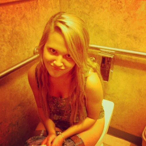 dimitrivegas:  pooping