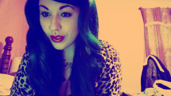 LipServiceX gives us a cross processed view of her bedroom. She
