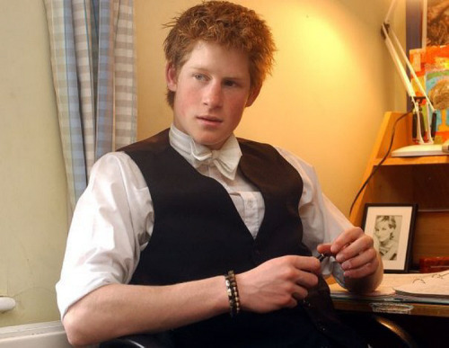 lacrosse067:  ozready:  Yeah I love the royal badboy   Every gay boyâ€™s favorite monarch!!Â   http://imrockhard4u.tumblr.com