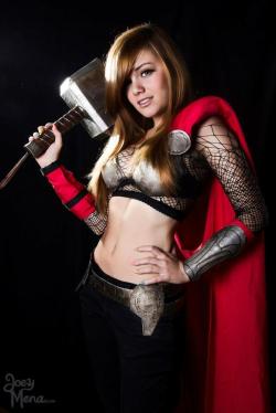 comicbookcosplay:  uxipara [facebook.com/uxipara] as Lady Thor Photography by joeymena.com 