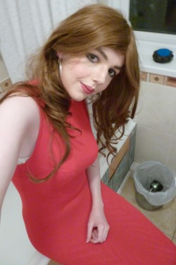  lucy-cd:  Pictures More pictures with ginger wig in my lovely tight red dress &lt;3  