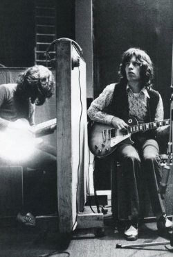 keepcalmandtibruciolerose:  Mick Jagger & Mick Taylor during