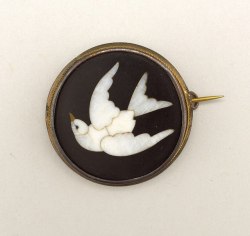 heaveninawildflower:  Brooch (before 1916).  Catalog Photo  Cooper