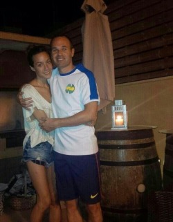 fcbarcelonawags:  Tw Iniesta: “A pic with my wife just before