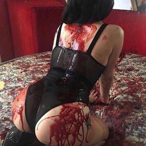 shesexpired:My ass is still phaaaaat 