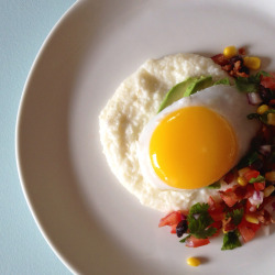 yummyinmytumbly:Duck egg, cheesy grits, black bean & corn