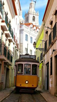 creativetravelspot:  LIsbon - the tram and the narrow streets