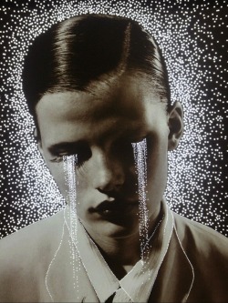 opaqueglitter:  Daniele Buetti’s “perforation and light”