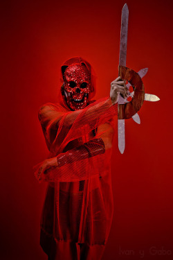 ivanygabo:  La mascara de la muerte roja (Gabi)