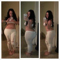 elkestallion:  Absolutely love these leggings, but u still got da tag onâ€¦.never worn them out, cause one wrong moveâ€¦ CRACK GUARANTEED. .. #curves #cokebottle #stallion #booty #bombshell