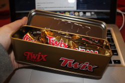 n-4nd0s:  mmm arent twix the best i just  