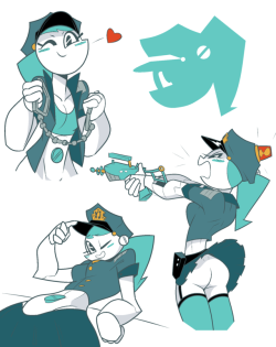 grimphantom2: ninsegado91:  dabbledoodles: Behold, the cutest Officer Indeed she is  Dat last one =P 