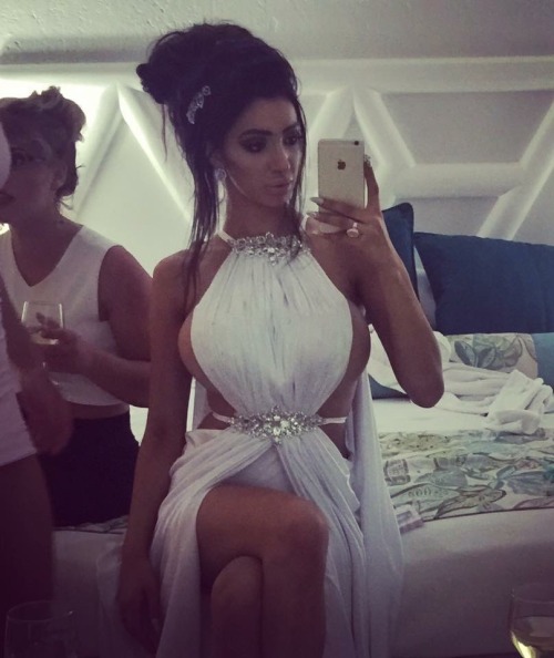 johnny-fuckin-utah:  Chloe Khan   see…almost classy..but just never quite makes it…gotta love Chloe