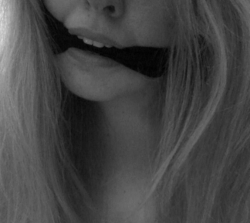 gaggedfantasies:  Feeling generous - another gagged selfie! Full