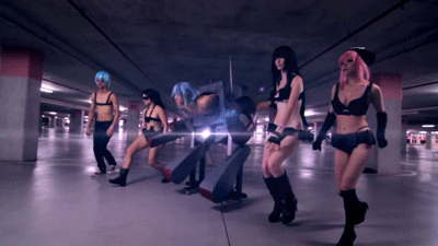 deliriousbao:  redspacecos:  Deerstalkpictures made my day when they uploaded this -> Kill La Kill - Nudist Beach   GOD DAMNNNN!!!!! O_O 