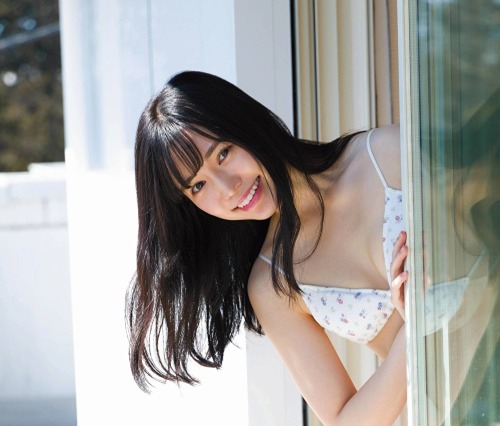 deepbluetomato:    運上弘菜  