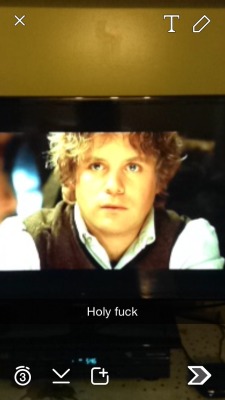 kk-a-t-s:   frodo—baggins: I re-downloaded snapchat just to