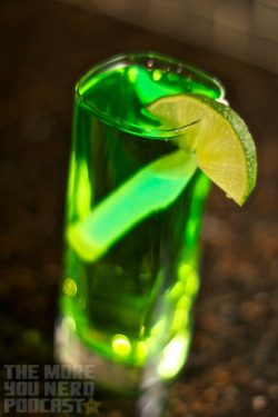 sexboobsnbooze:  Qui Gon Gin and Tonic (Star Wars) Ingredients:Qui