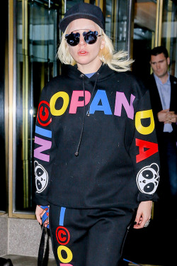 gagasgallery:  Gaga leaving her apartment in NYC. 2.19.16