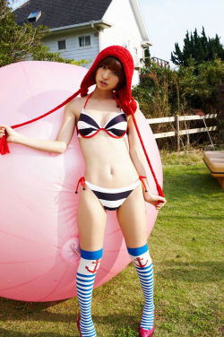 篠田麻里子