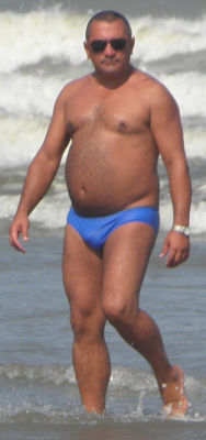 bearmanforever:  speedozone:Is everyone in Brasil a speedobear?
