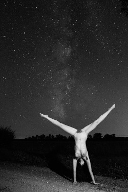 therealchipwillis:  cyprine1:  by Chip Willis  Perseid Meteor