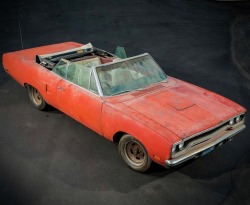utwo:  1970 Road Runner Convertible,stored for 30years© wes