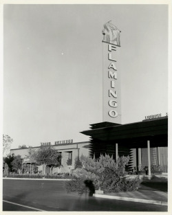 vintagelasvegas:  The Flamingo Hotel, 1947 with it’s second